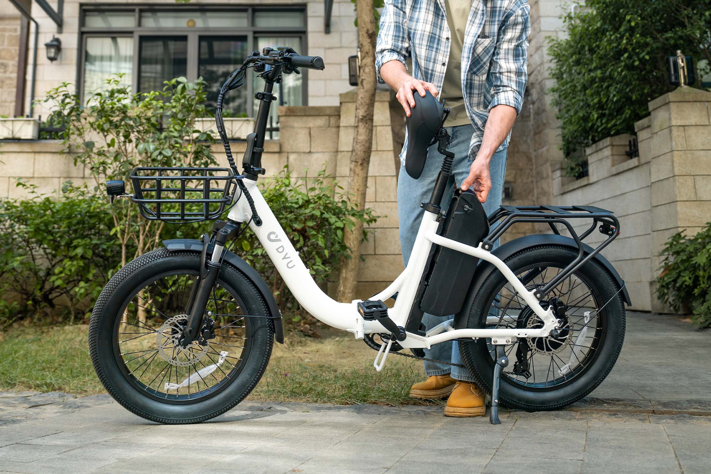 DYU C9 20 Inch Long-Range Ebike: Đánh giá chi tiết và hướng dẫn mua DYU C9 20 Inch Long-Range Ebike: Đánh giá chi tiết và hướng dẫn mua