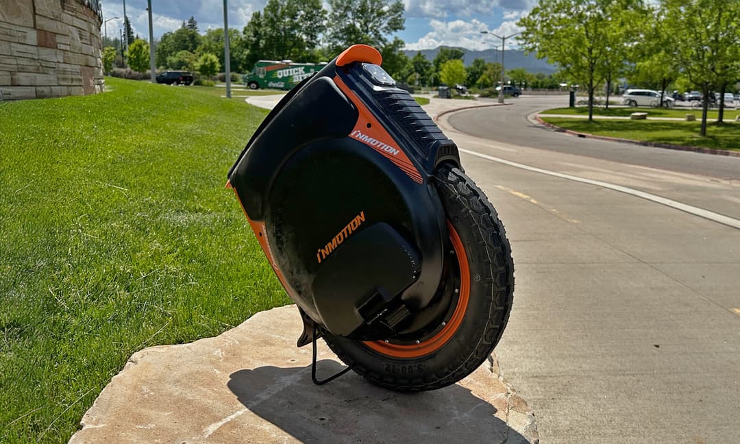 Inmotion V12 Pro Skateboard Review